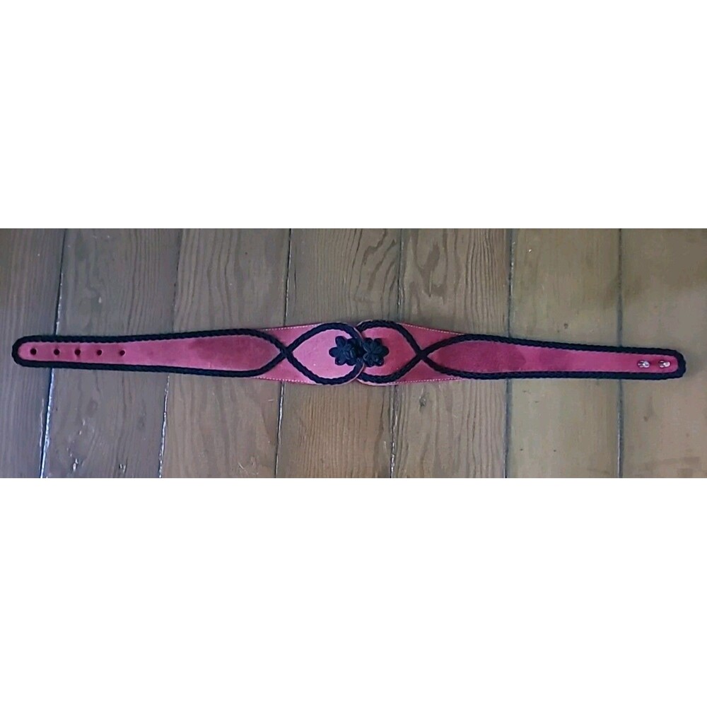 Vtg Womens Red Suede Leather Belt Festival Hippie Boho Embroidered Lace XS Waist